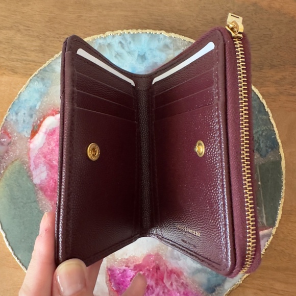 Like New Authentic Saint Laurent Cassandre Matelassé Burgundy Compact Zip Wallet - Picture 12 of 15